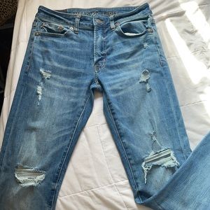 American Eagle Men’s Distressed Jeans Size 29x34 Worn Once!